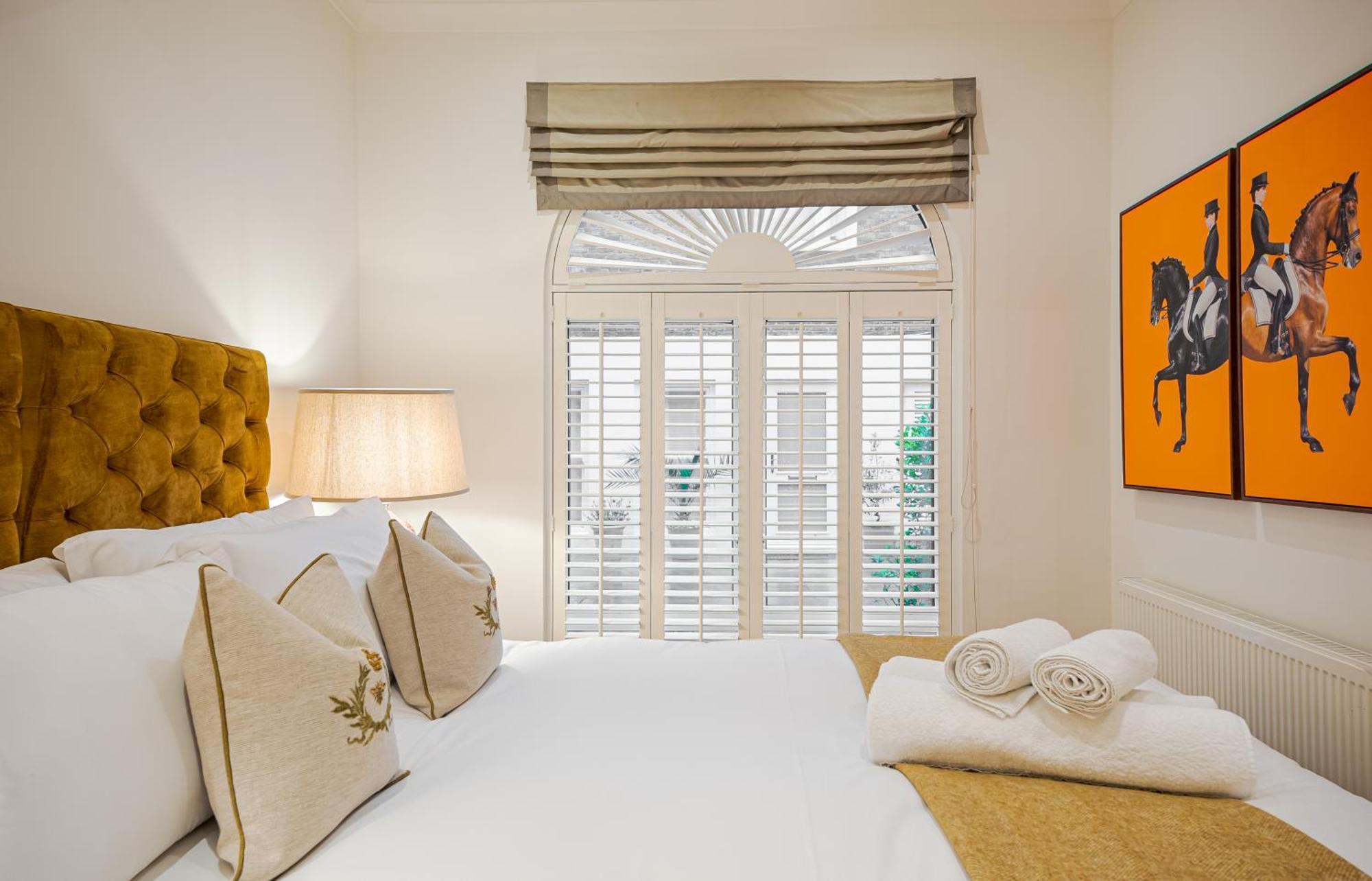 Chic Belgravia Hideaway With Private Patio 10 Mins To Harrods Διαμέρισμα Λονδίνο Εξωτερικό φωτογραφία